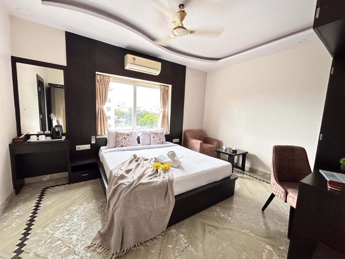 Bluo Lake View Newtown - Boutique Hotel Calcutta Eksteriør billede