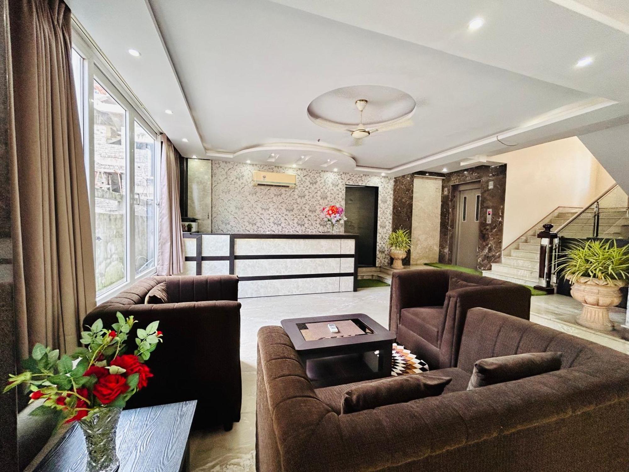 Bluo Lake View Newtown - Boutique Hotel Calcutta Eksteriør billede